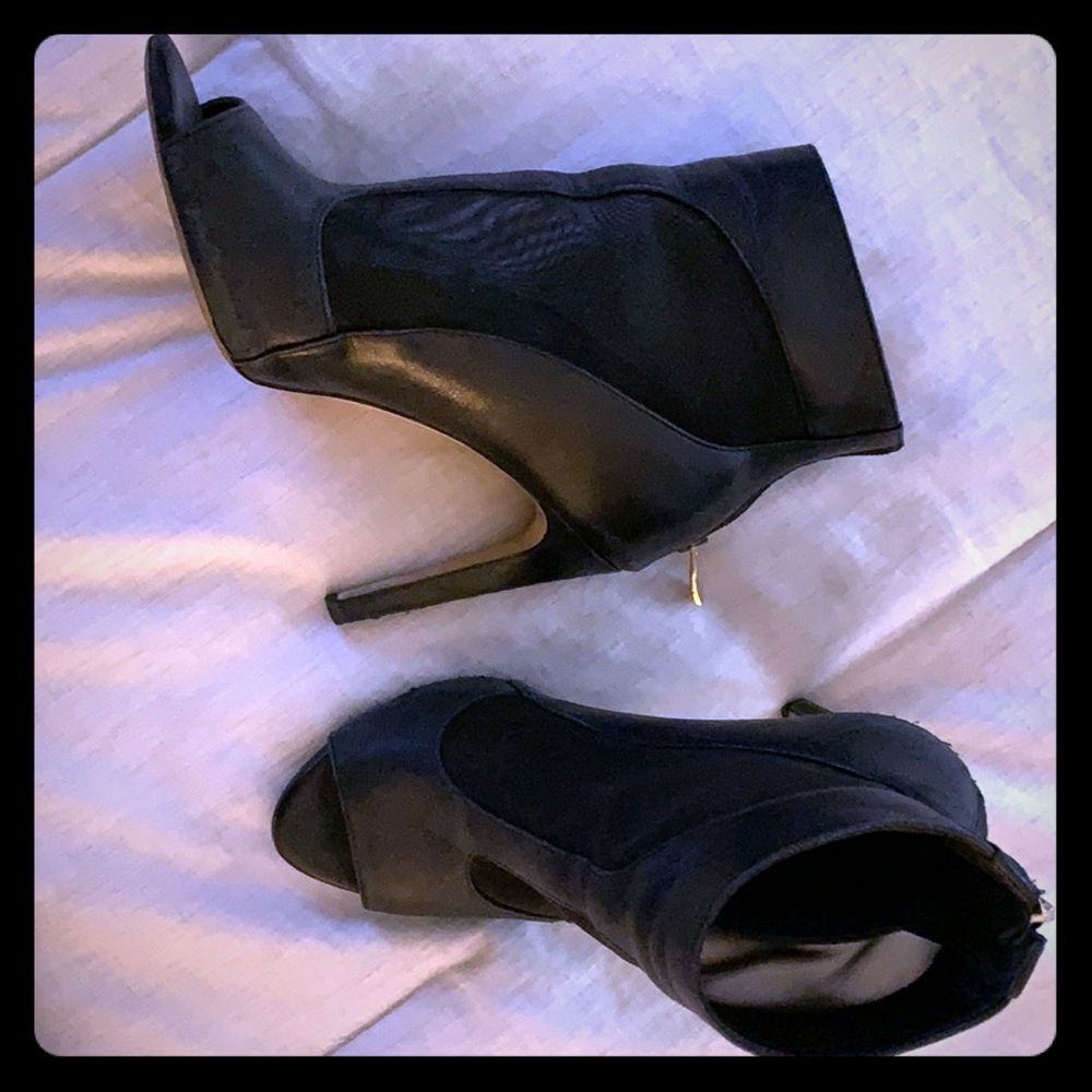 Black open toe bootie shoes